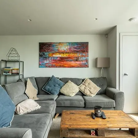 Guestready - Warm Retreat In Heart *