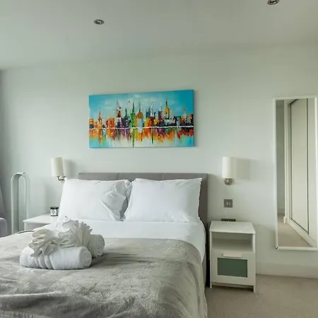 Guestready - Warm Retreat In Heart Bristol